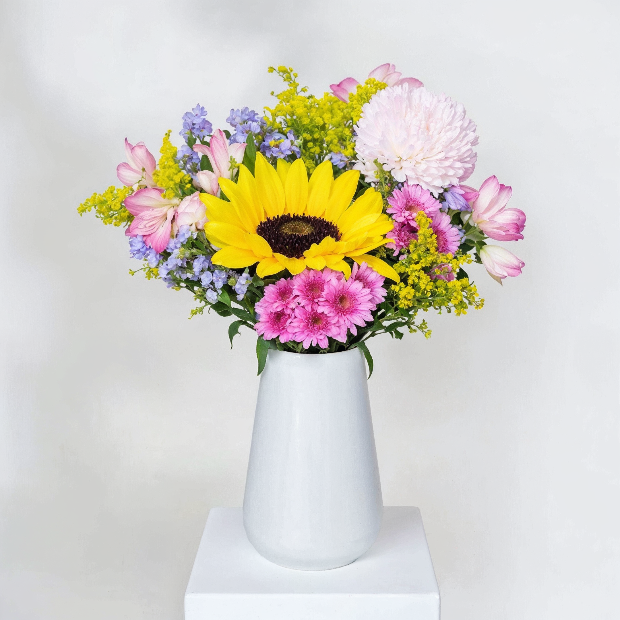 The Florist's Pick - Mixed Flower Bouquet